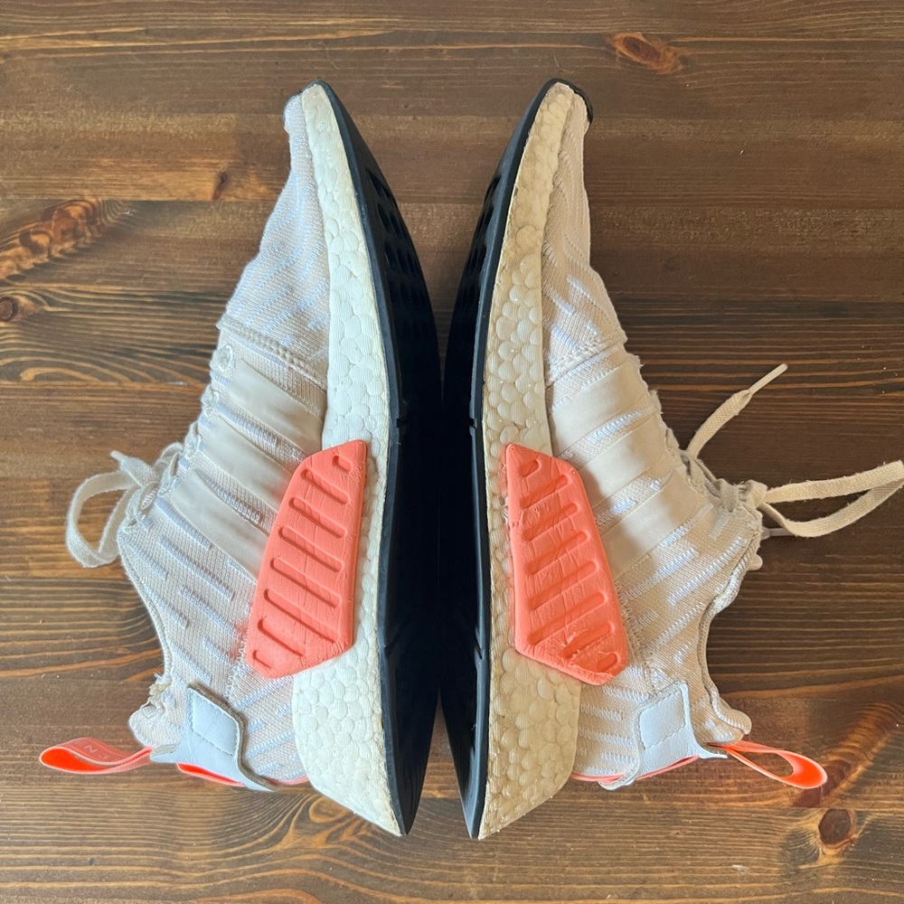 NMD R1 - Picture 4 of 6